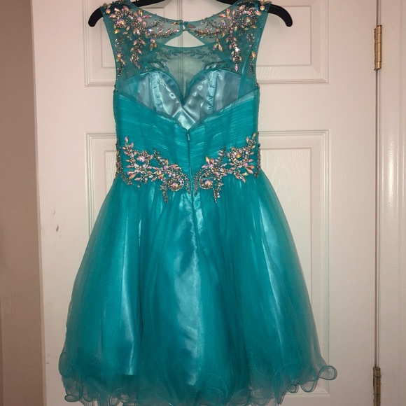 Prom/Homecoming Dress - Picture 3 of 8